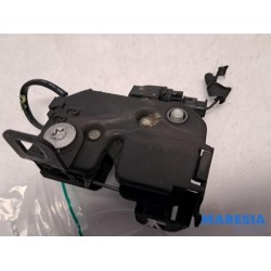 Alfa Romeo - Giulia - Bonnet lock mechanism