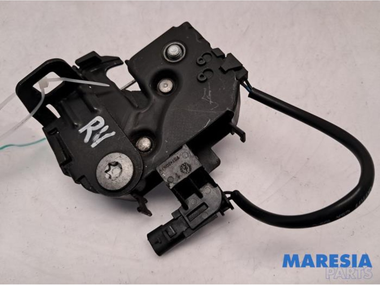 Alfa Romeo - Giulia - Bonnet lock mechanism