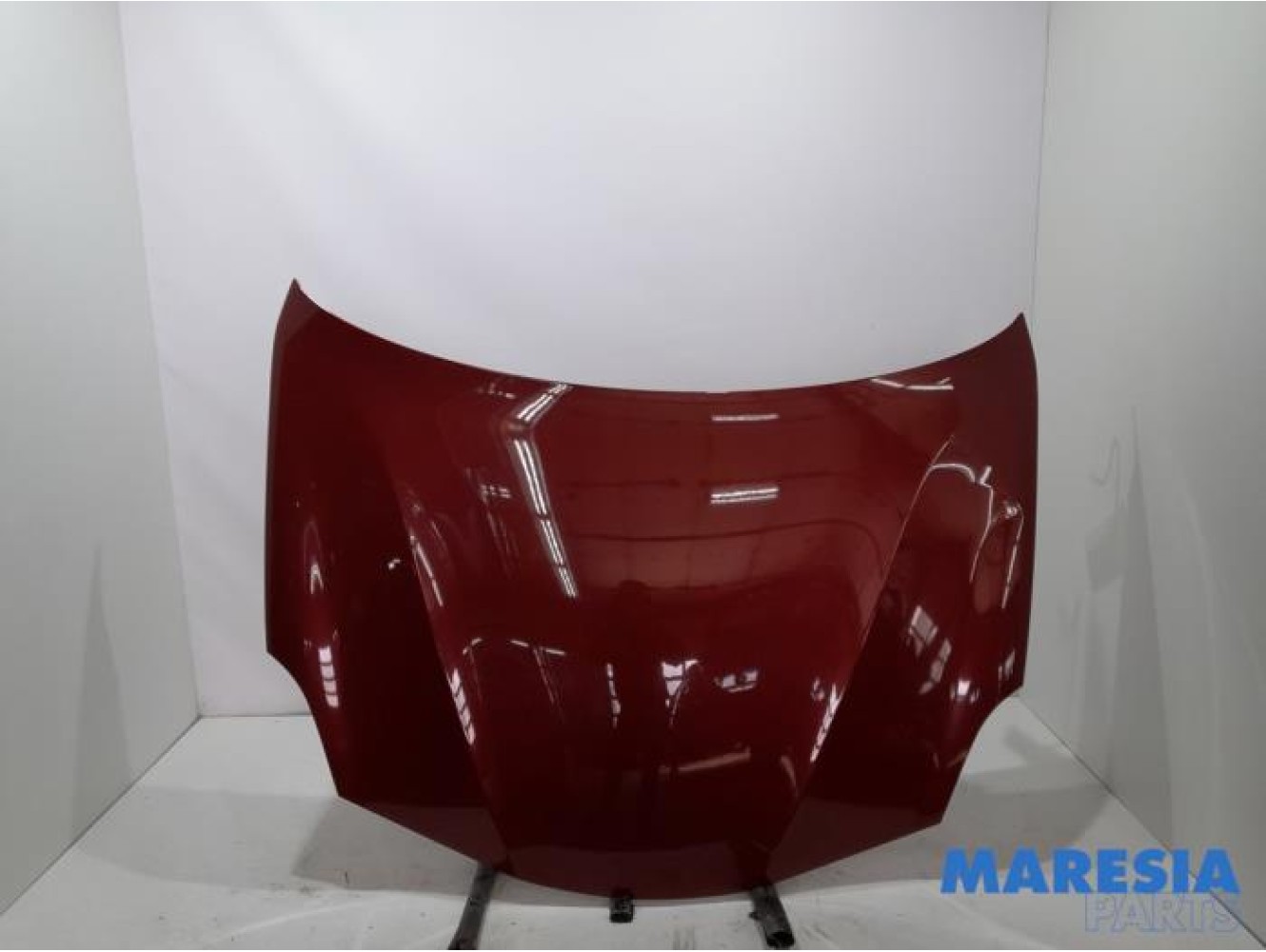 Alfa Romeo - Giulietta - Bonnet