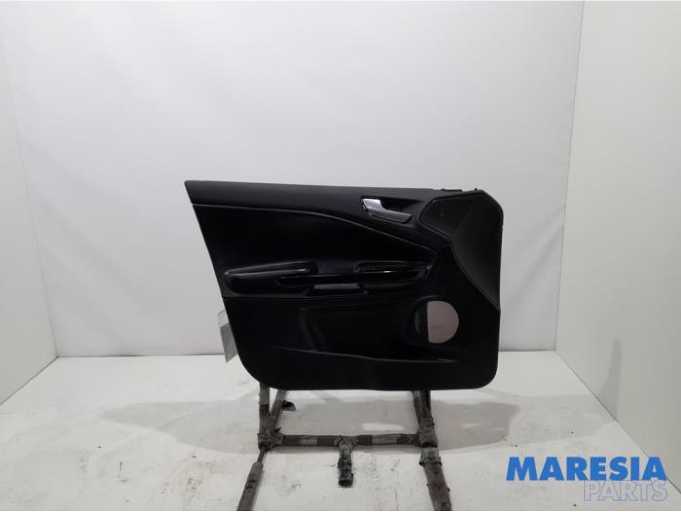 Alfa Romeo - Giulietta - Door trim 4-door, front left