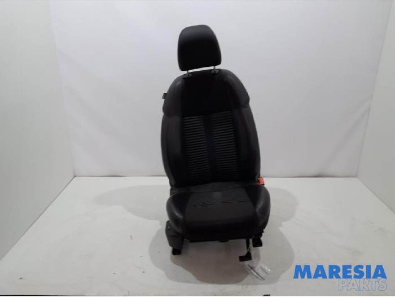 Alfa Romeo - Giulietta - Seat, right