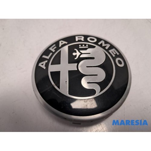 Alfa Romeo - Giulia - Radkappe