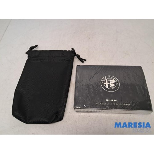 Alfa Romeo - Giulia - Instruction Booklet