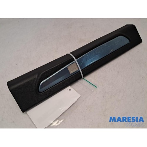 Alfa Romeo - Giulia - Door sill left