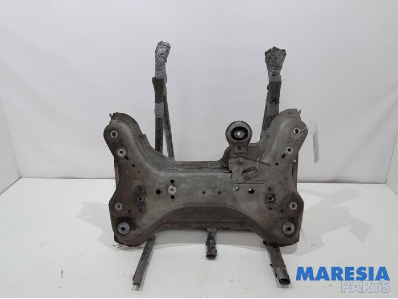 Renault - Trafic - Subframe