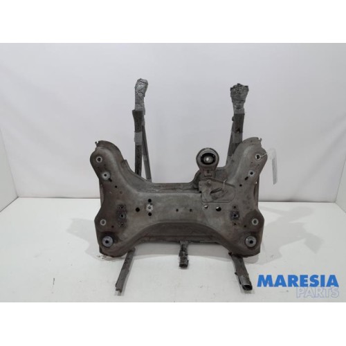 Renault - Trafic - Subframe