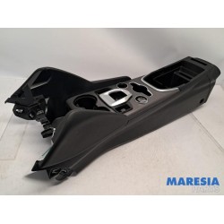 Alfa Romeo - Giulia - Middle console