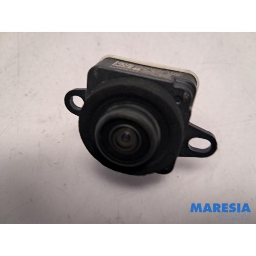 Alfa Romeo - Giulia - Reversing camera