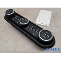 Alfa Romeo - Giulia - Heater control panel