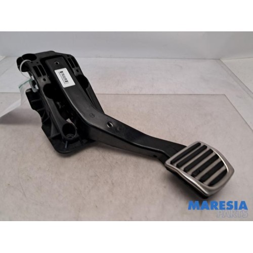 Alfa Romeo - Giulia - Brake pedal
