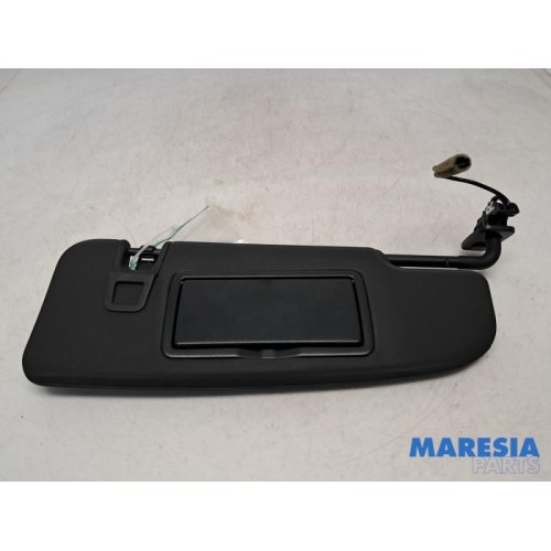 Alfa Romeo - Giulia - Sun visor