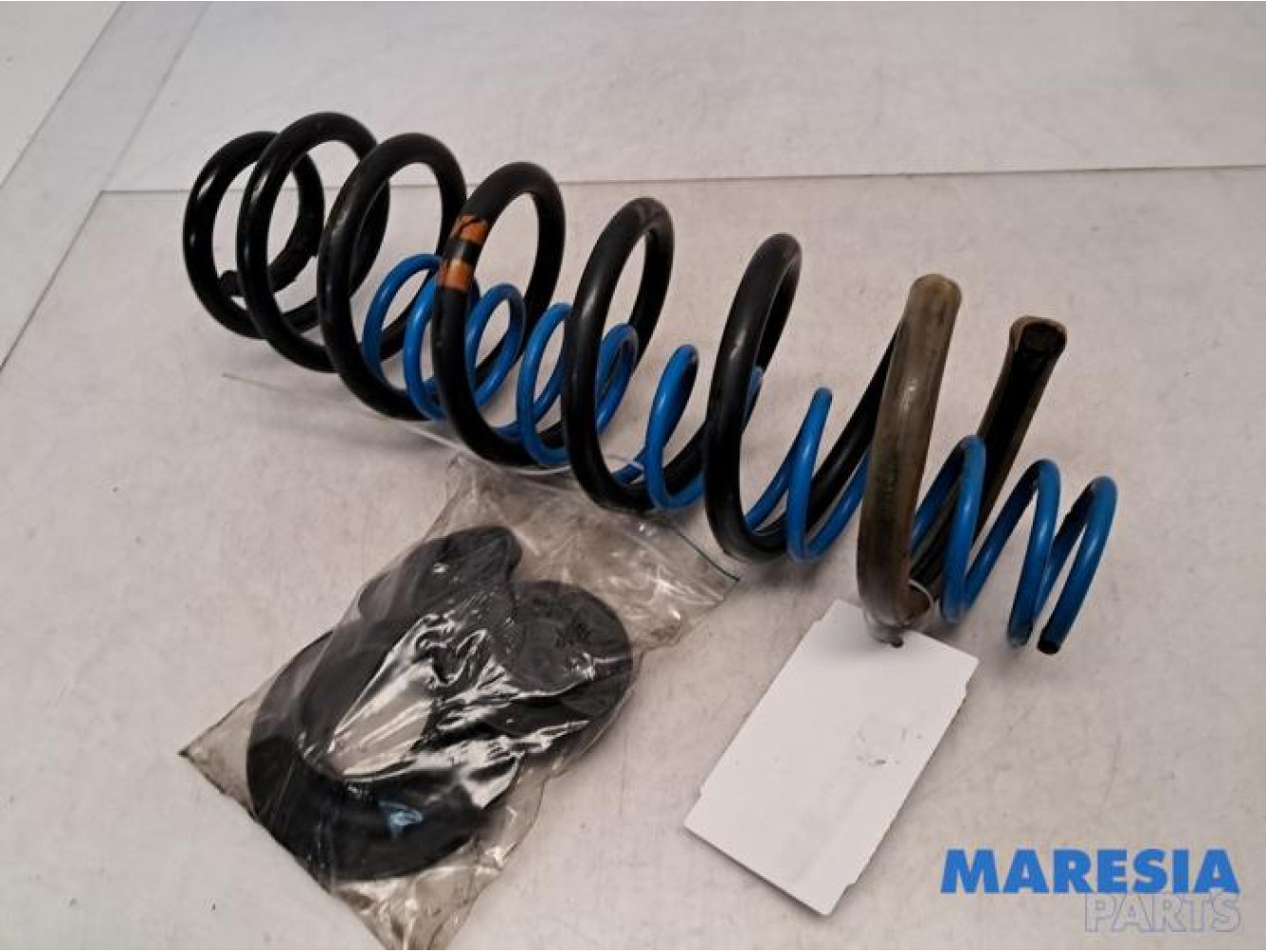 Citroen - Jumpy - Rear coil spring