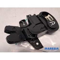 Alfa Romeo - Giulia - Tailgate lock mechanism