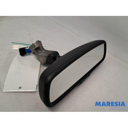 Alfa Romeo - Giulia - Rear view mirror