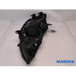 Renault - Grand Scenic - Koplamp rechts