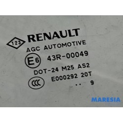Renault - Grand Scenic - Vitre portière 4portes avant droite