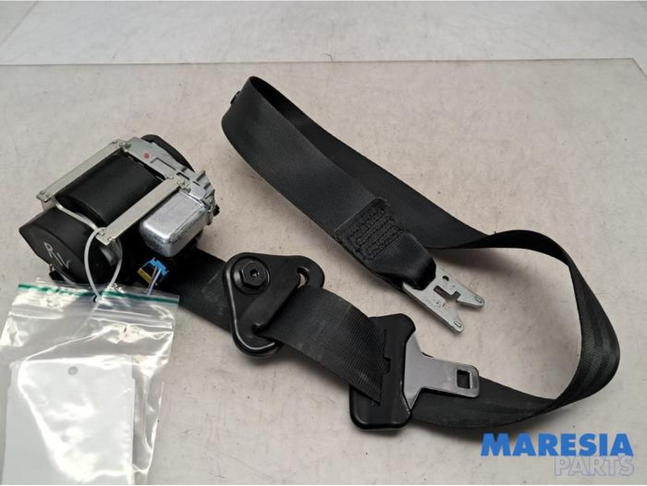 Renault - Grand Scenic - Front seatbelt, right