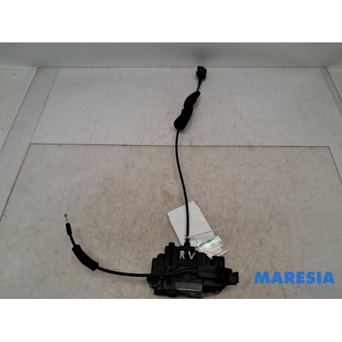 Renault - Grand Scenic - Front door lock mechanism 4-door, right