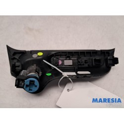 Alfa Romeo - Giulia - 12 volt connection