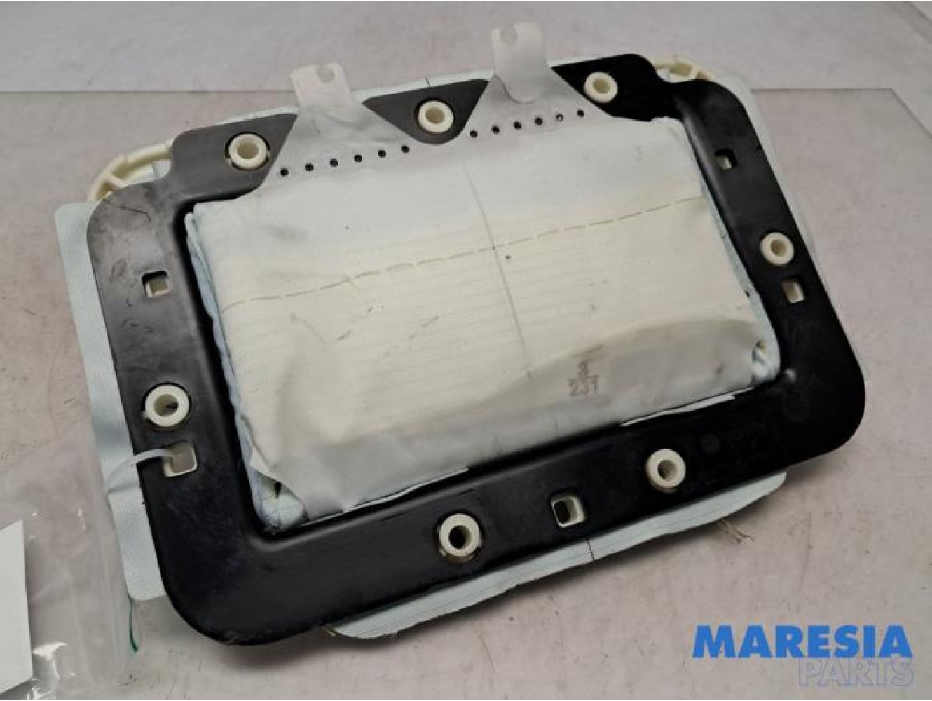 Renault - Grand Scenic - Airbag droite (tableau de bord)