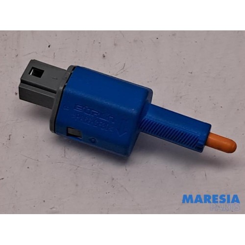 Renault - Grand Scenic - Clutch switch