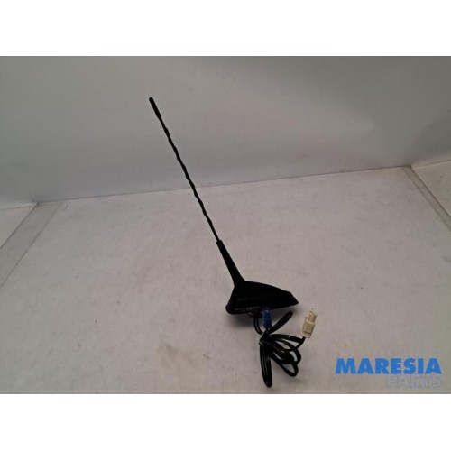 Renault - Grand Scenic - Antenna