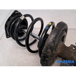 Renault - Grand Scenic - Front shock absorber rod, right