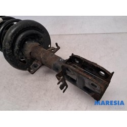 Renault - Grand Scenic - Front shock absorber rod, right