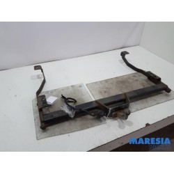 Renault - Trafic - Towbar