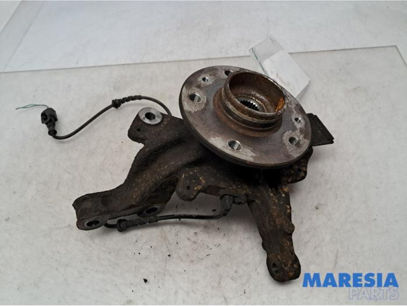 Renault - Grand Scenic - Knuckle, front right