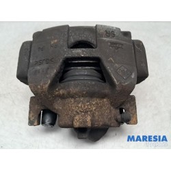 Renault - Grand Scenic - Front brake calliper, right