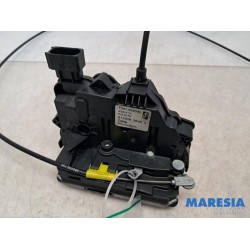 Fiat - Ducato - Sliding door lock mechanism, right