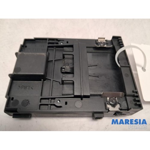 Renault - Grand Scenic - Card reader (lock)