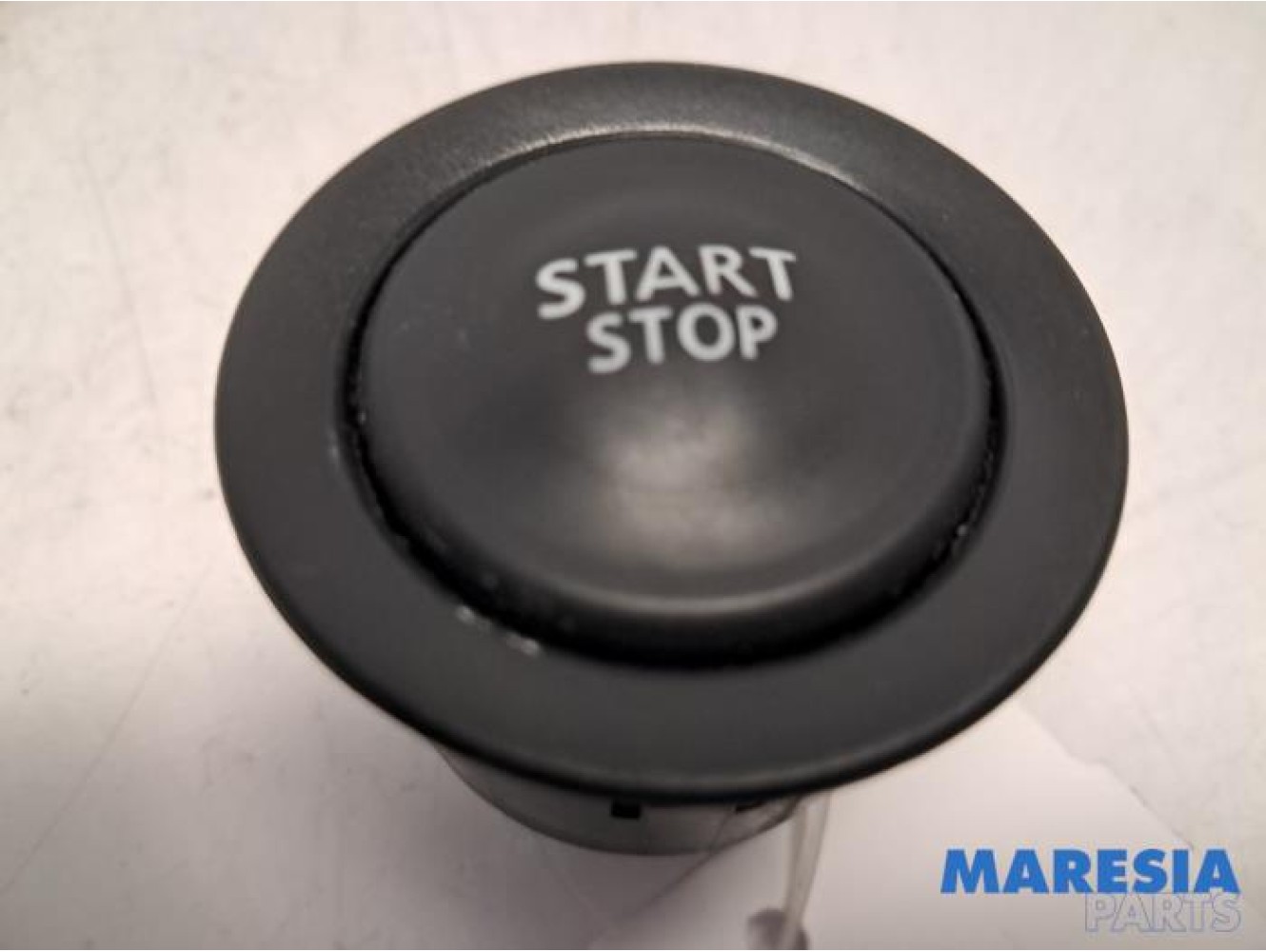Renault - Grand Scenic - Start/stop switch