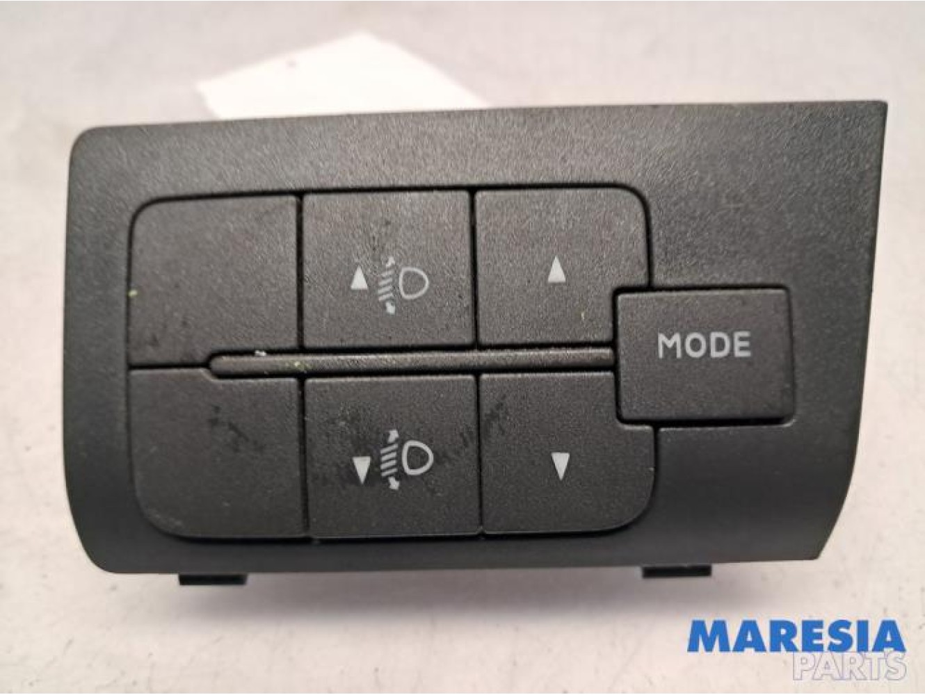 Fiat - Ducato - AIH headlight switch