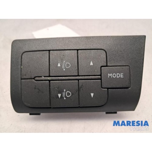Fiat - Ducato - AIH headlight switch