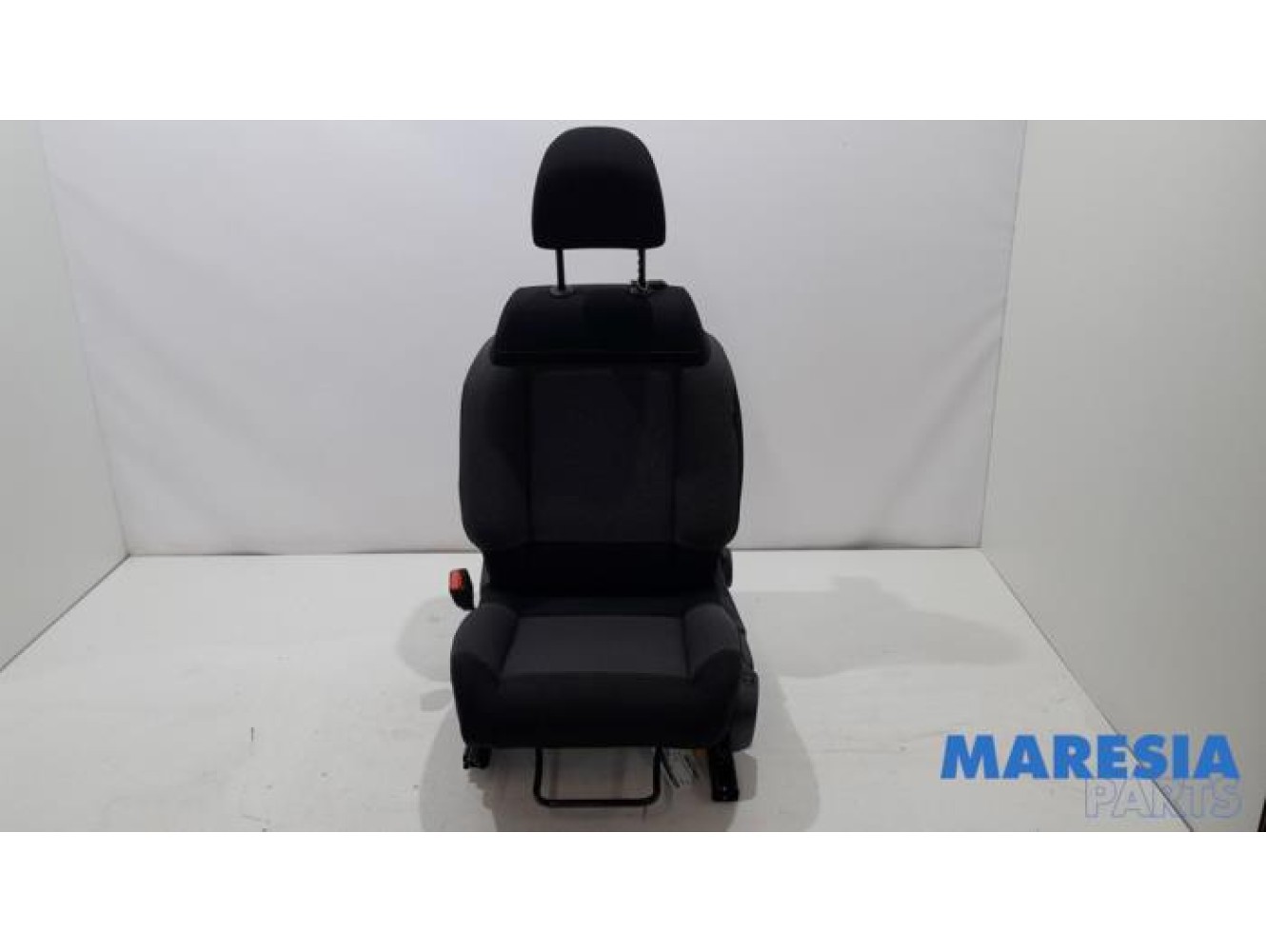 Citroen - C3 - Seat, left