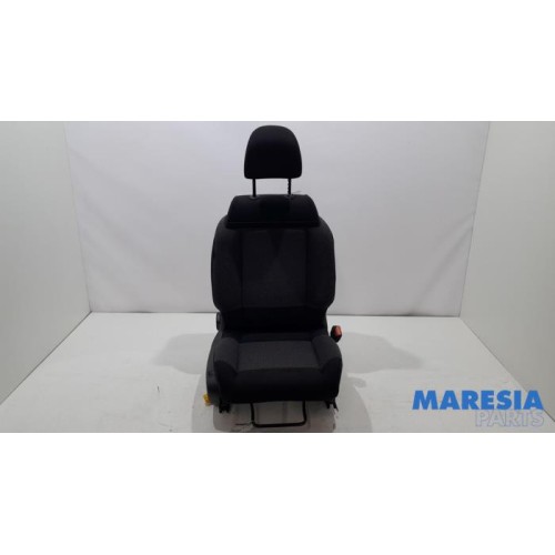 Citroen - C3 - Seat, right