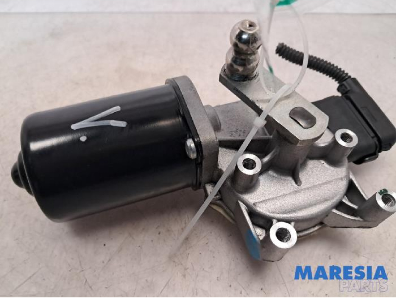 Fiat - Ducato - Front wiper motor