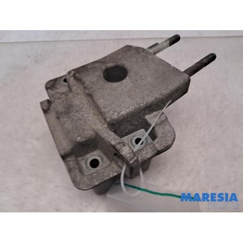 Fiat - 500 - Engine mount