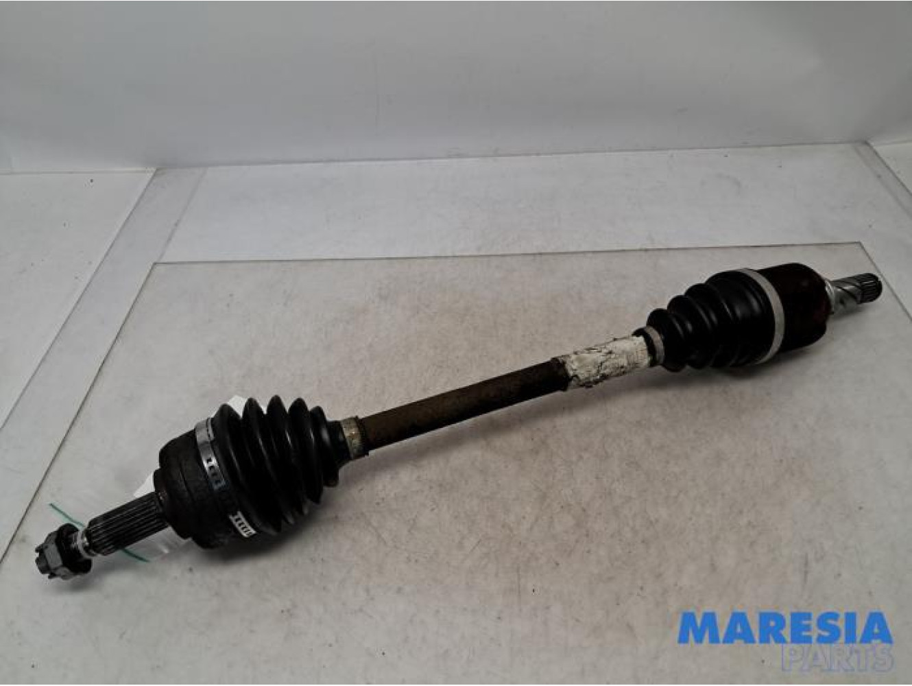 Renault - Grand Scenic - Aandrijfas links-voor