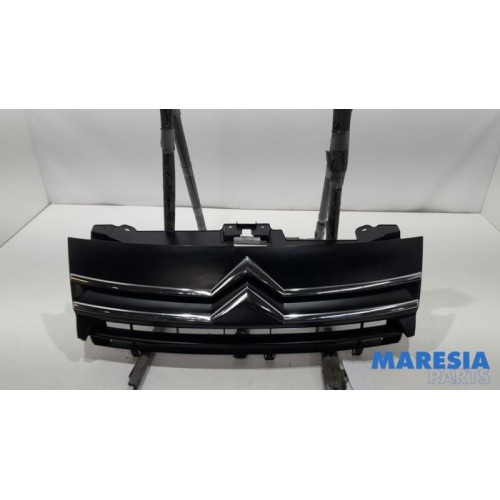 Citroen - Jumpy - Grill