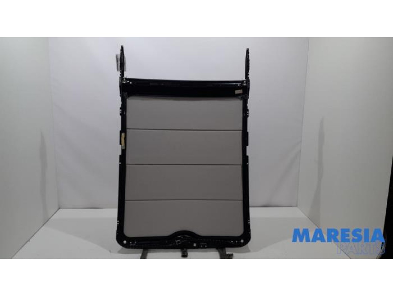 Citroen - C5 - Sliding headliner mechanism