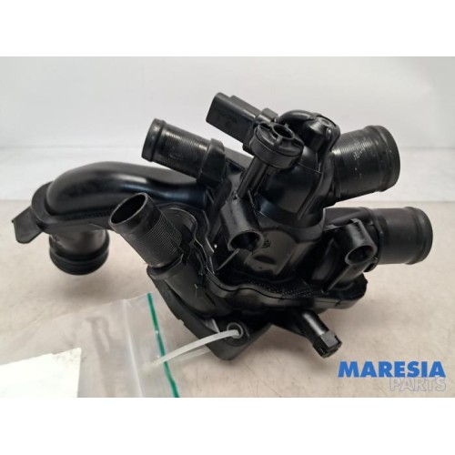 Peugeot - 3008 - Thermostat housing