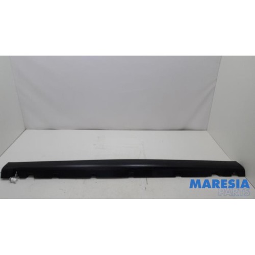 Citroen - C5 - Door sill left