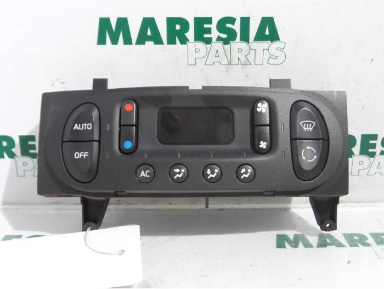 Renault - Megane Scenic - Heater control panel