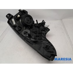 Renault - Trafic - Scheinwerfer links
