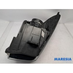 Renault - Trafic - Scheinwerfer links