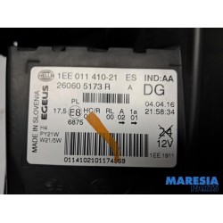 Renault - Trafic - Scheinwerfer links