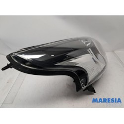 Renault - Trafic - Phare droit